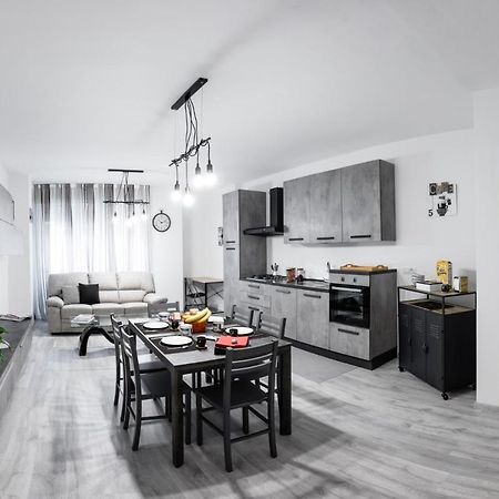 سوندريو B&B Dal Moro المظهر الخارجي الصورة